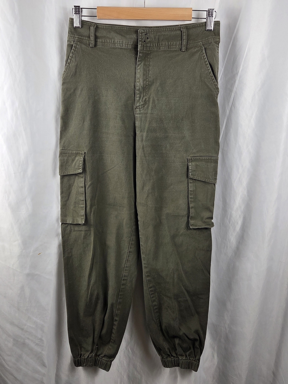 Forever 21 Olive Green Cargo Jogger Pants Side Pockets Size Medium